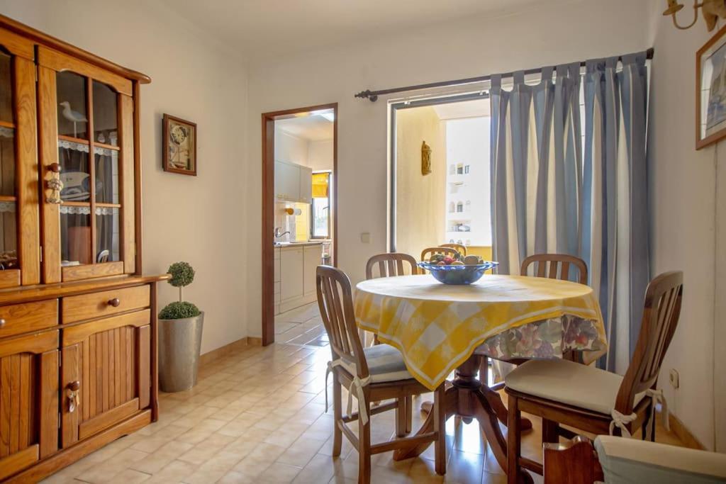 Cozy Apartment Near The Beach ปอร์ติเมา ภายนอก รูปภาพ